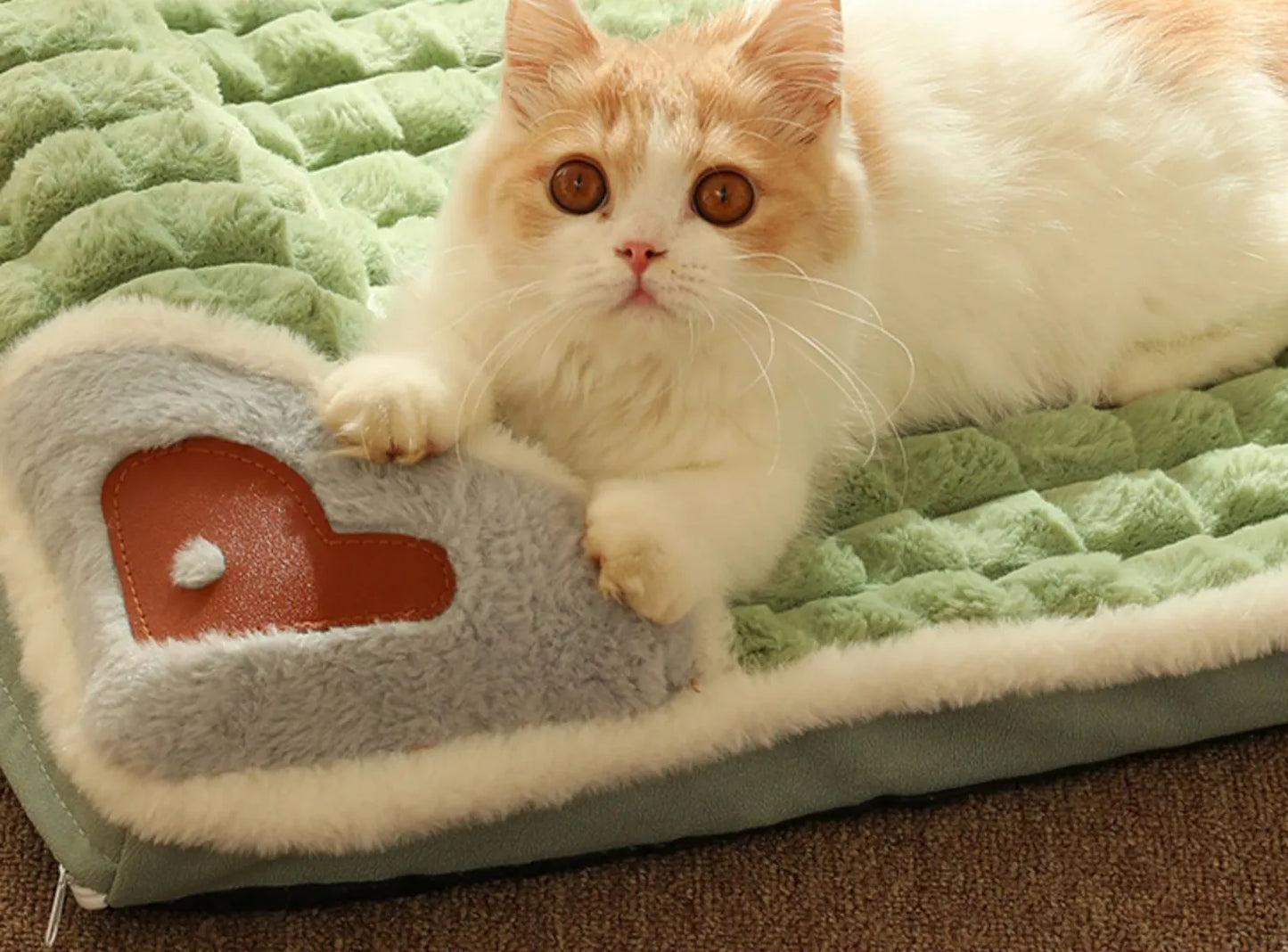 Luxurious Pet Mat with Removable Covers